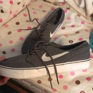 Gray Nike Janoski